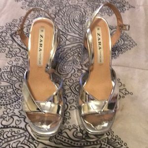 ZARA funky Clunks